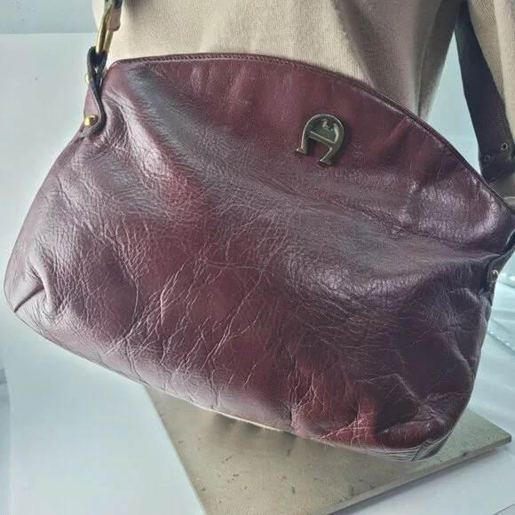 Vintage Etienne Aigner Burgundy Dark Red Leather Shoulder Bag Purse 12x8" - Picture 3 of 15